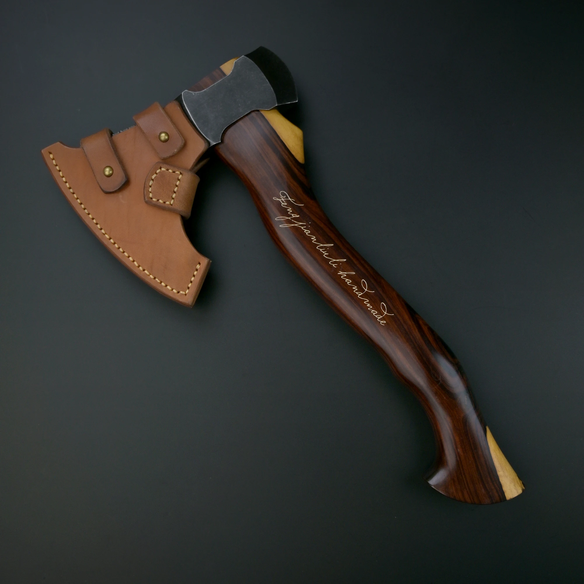 

FengJianLiuLI handmade axe S390 powder steel gold inlaid desert iron wood integrated handle camping axe