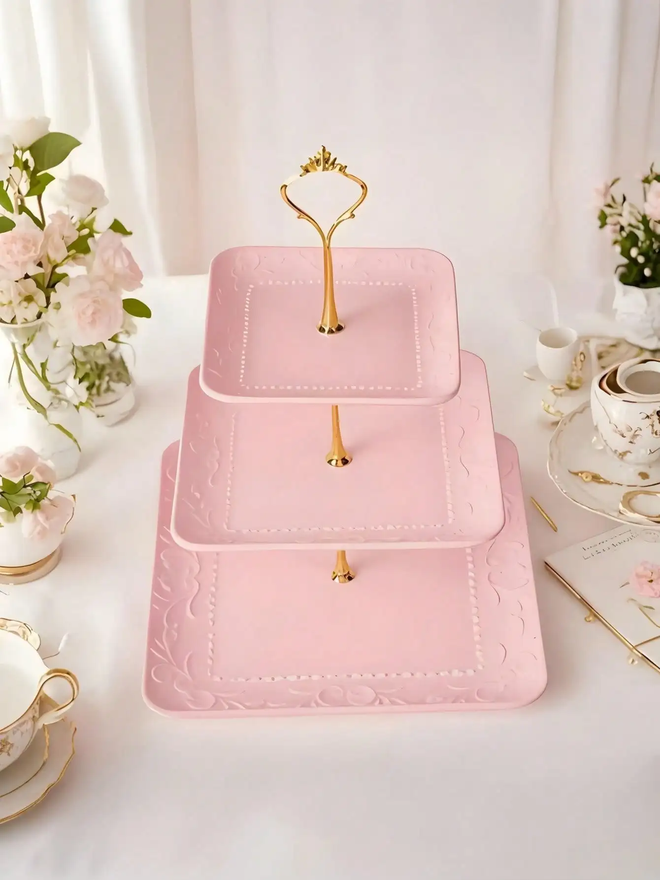 

3-Tier Metal Wire Serving Tray, Rust-Resistant Countertop Organizer for Kitchen & Living Room