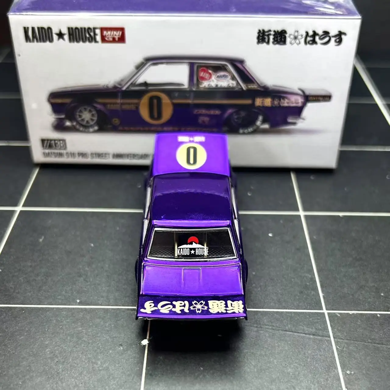 Diecast 1:64 Scale Nissan Datsun 510 Kaido House Open-cover Alloy Car Model Collectible Toy Gift Souvenir Display Ornament