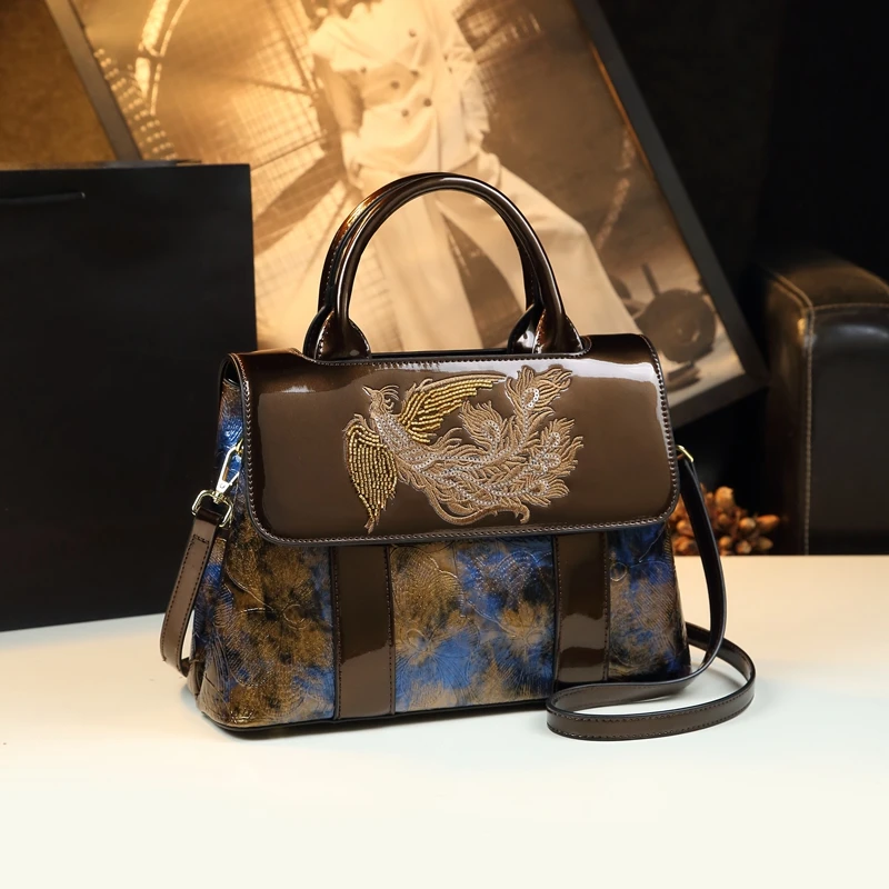 2024 New Fashionable Embroidered Phoenix Luxury Women\'s Bag with a Grand and Luxury Crossbody Handbag