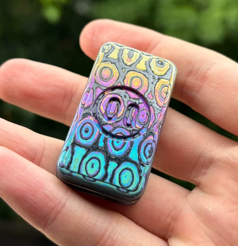 Used EDC YEDC Rainbow Zircuti Mushroom Pig Nose Stress Relief Toy Pocket Toy Fidget Slider Decompression Toy