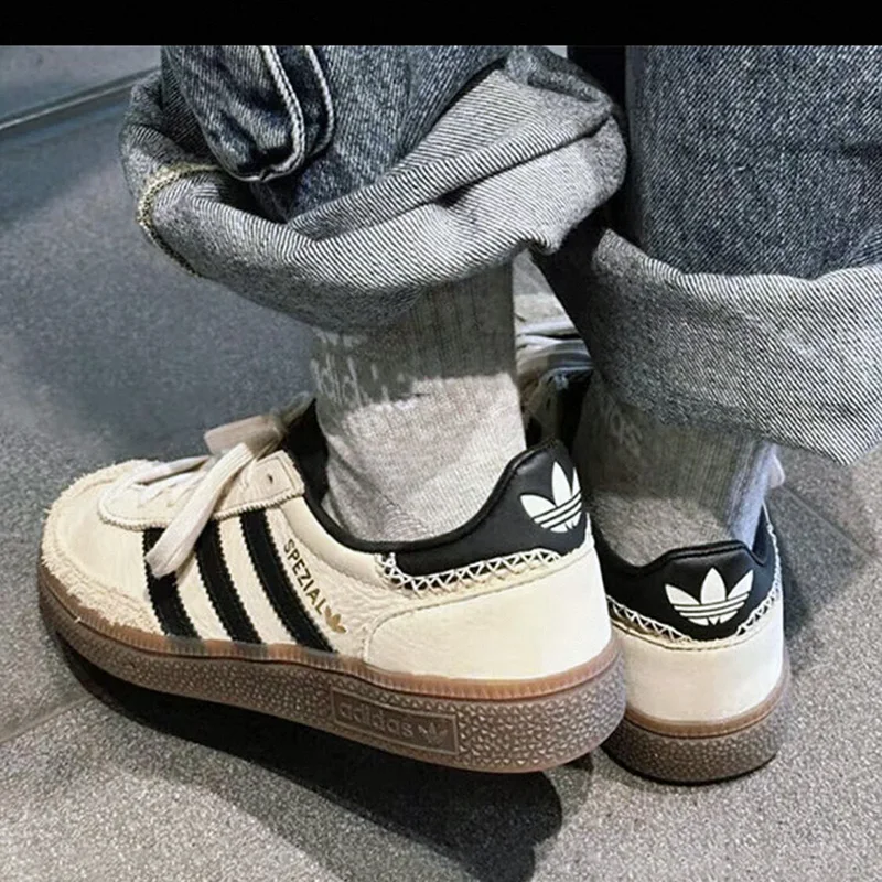 Adidas IE3698 Ladies Retro Casual Trainers Cream Black Three Stripes Leather Suede Gum Sole Lightweight Daily Walking Sneakers