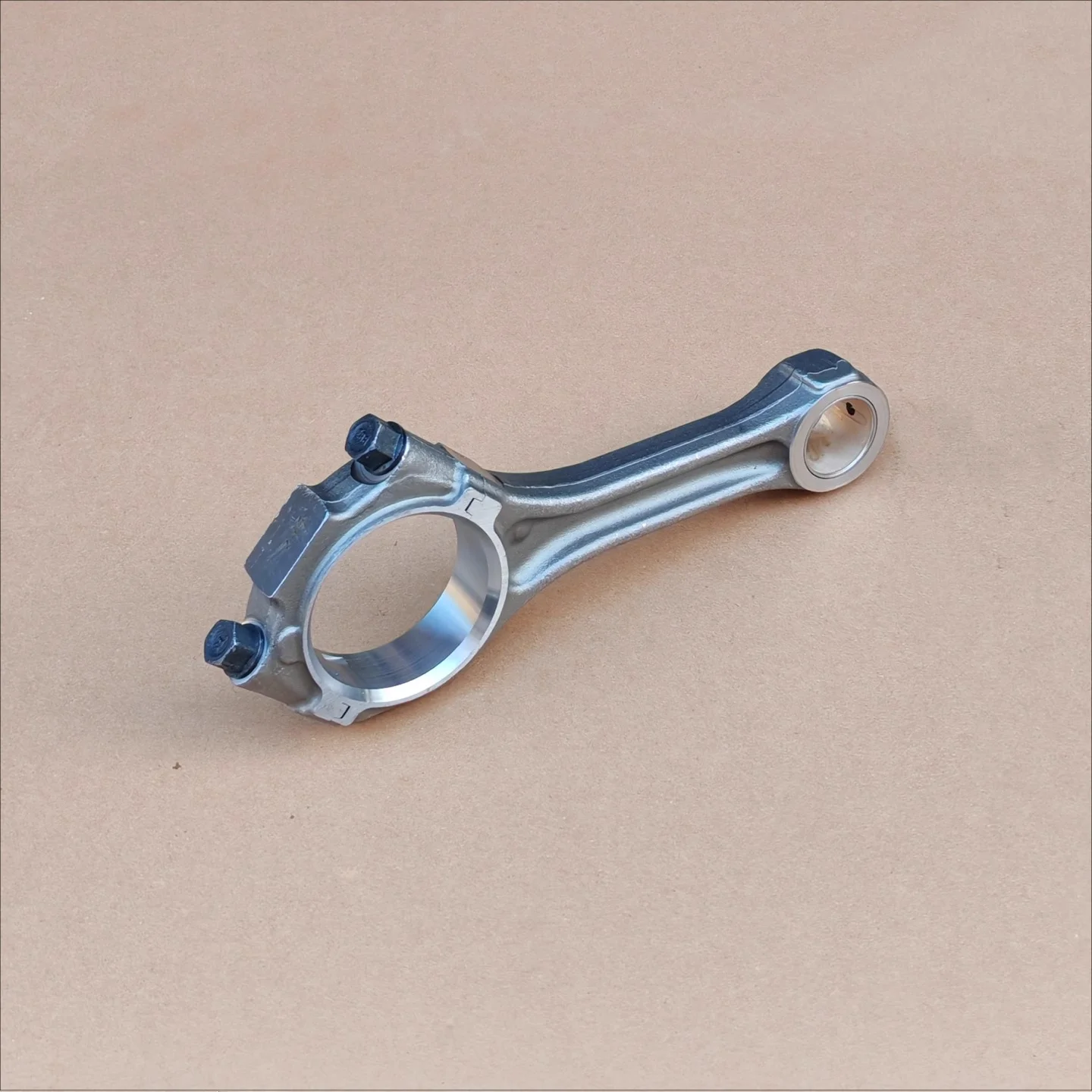 

connecting rod for R4105ZD R4105ZP R6105AZLD R6108AZLD Weifang diesel engine parts/weifang 50kw diesel generator parts