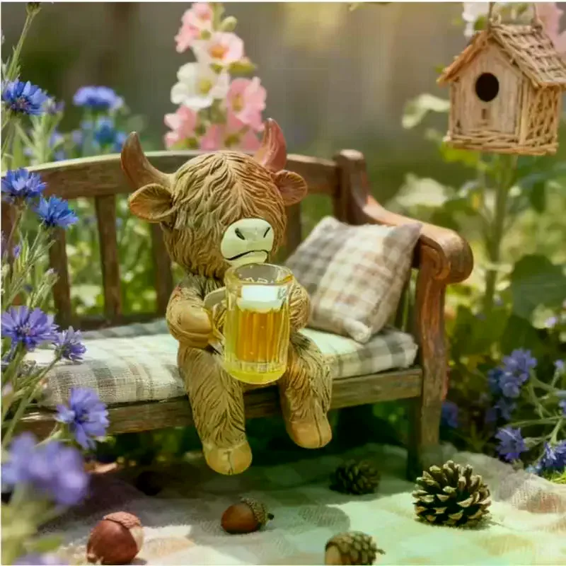 1Pcs Funny Drinking Cattle Resin Weather-resistant Pot Hugger Cow Figurines For Yard Porch Balcony Outdoors Home Farmhouse