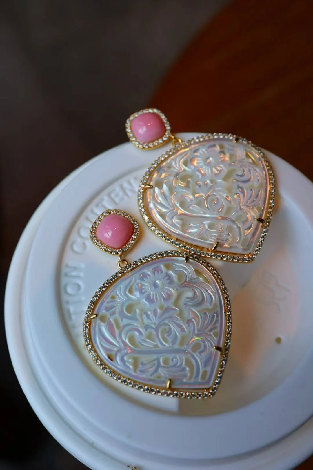 Certificate 925 Silver Natural Pink Queen Conch Iridescent Openwork White Shell Drop Earrings Pave CZ Edge Retro Soft Jewelry
