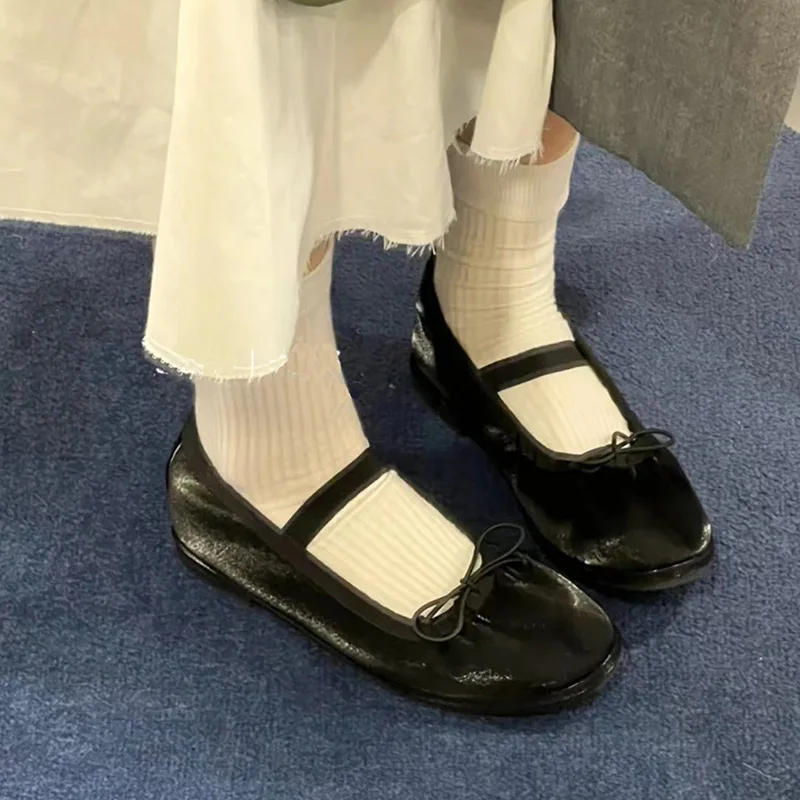 Sapato de balé coreano feminino, nó borboleta, sapato Mary Jane de seda, liso de fadas, novo estilo, primavera e outono, 2024