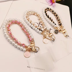 Mobile Lanyard Women's Portable Chain Small Fragrance Fashion Pendant with Patch Fashion Brand Pendant Pearl Pendant  Lanyard