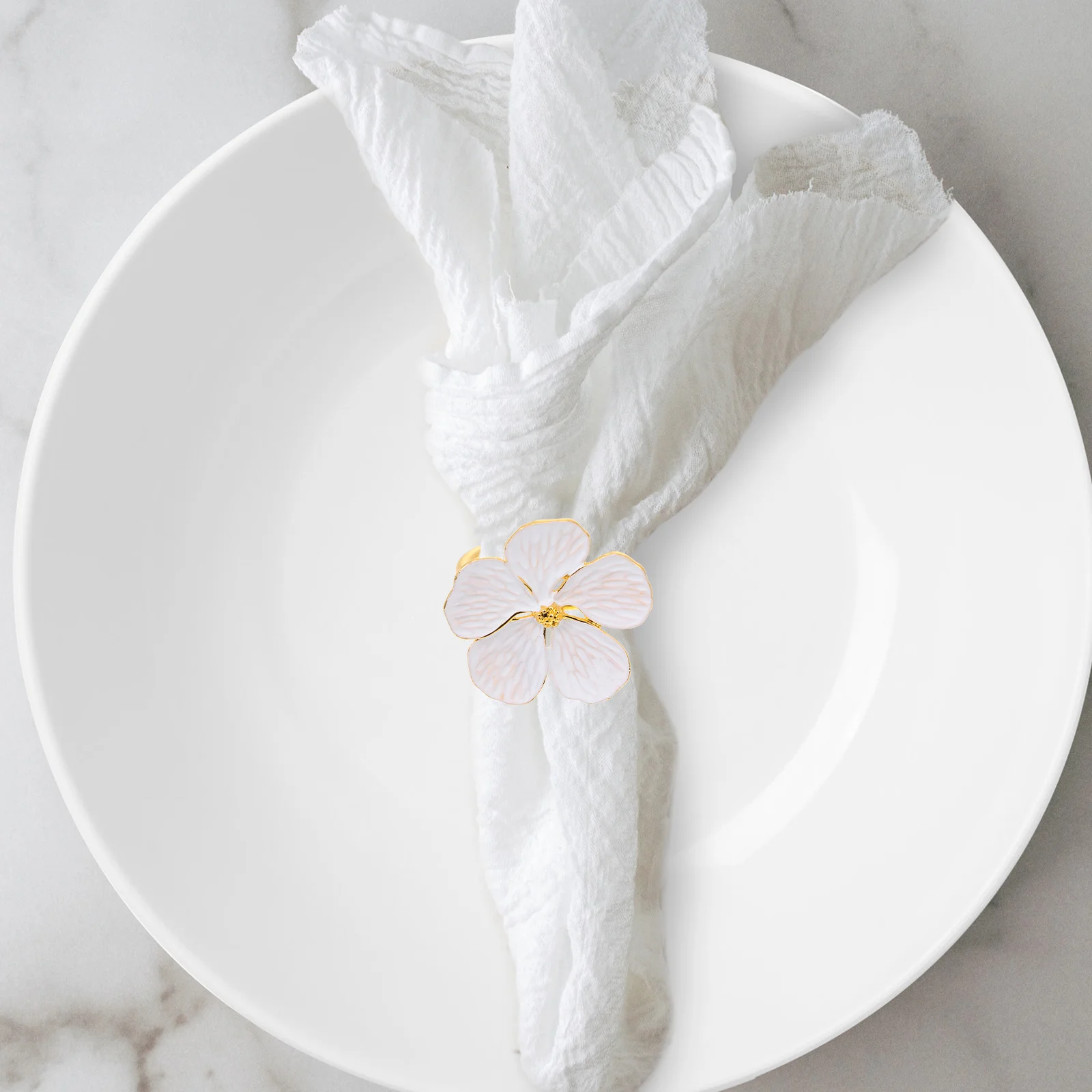 

4pcs Napkin Rings Rose Shaped Decorative Napkin Buckles For Tableware Supplies Party Decors Wedding Table Accessories