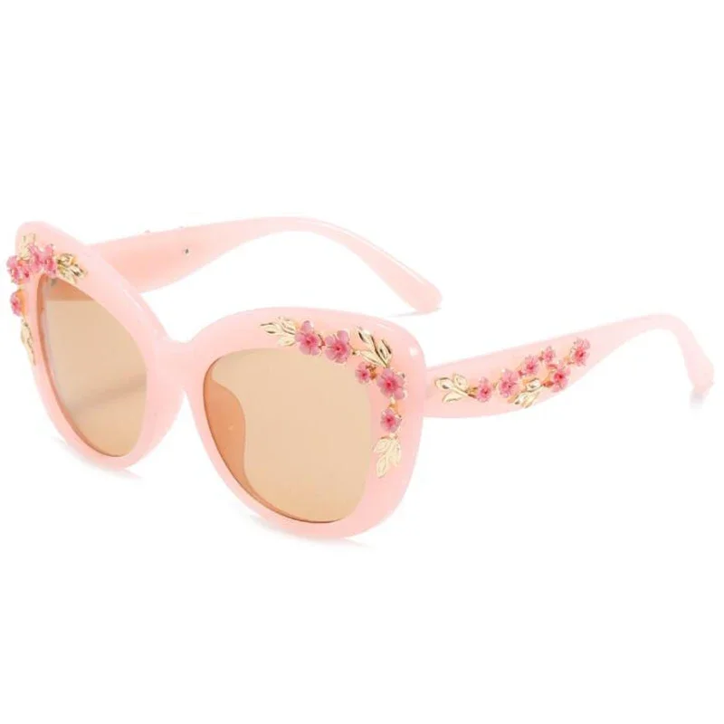 Female Flower Decoration Frame Eyewear Baroque Vintage Cat Eye Sunglasses Women Luxury Designer Sun Glasses Fashion Pink Shades