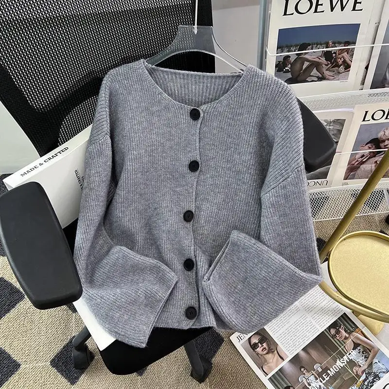 

Fashionable Round Neck Loose Cardigan Sweater Knitted Sweater Women's Spring and Autumn New Style Stylish Versatile Slimming Top
