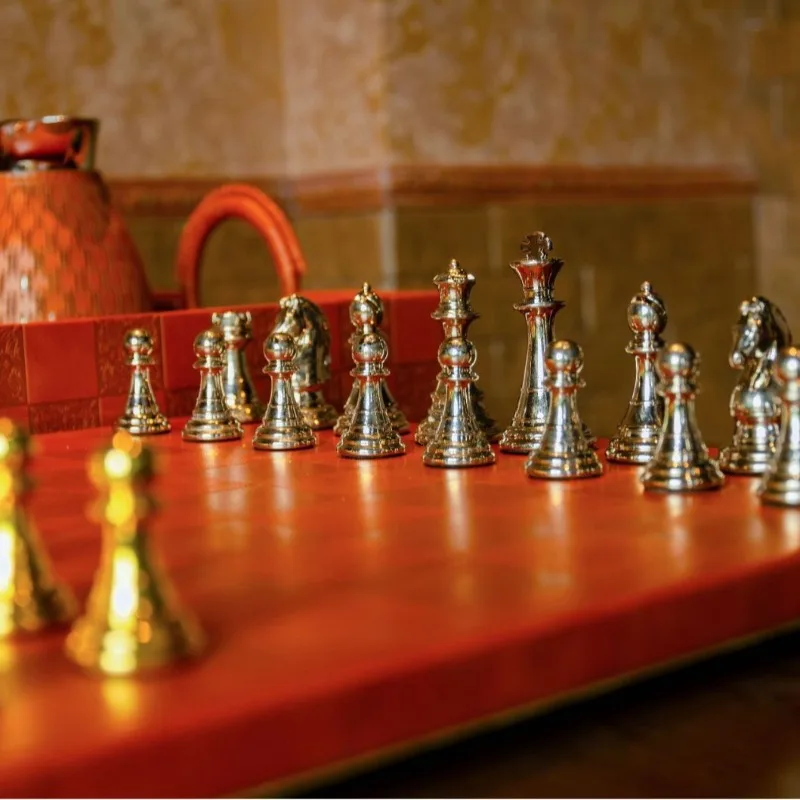 Modern chess, large leather board, modern alloy chess pieces