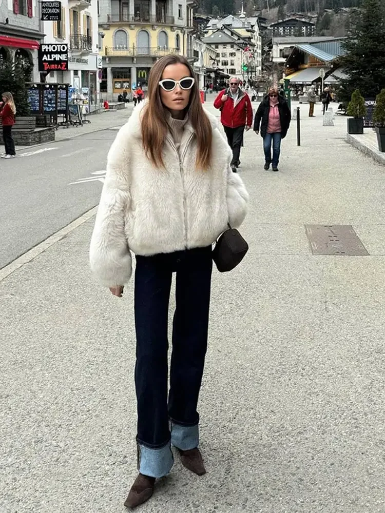 Women Lapel Zipper Warm Faux Fur Coat Chic Fluffy Loose Long Sleeve Thick Jacket 2024 Autumn Winter Female High Street Outerwear