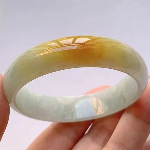 Natural jadeite bracelet,-type women's model, with floral patterns, chicken fat yellow, regular round chalcedony jade