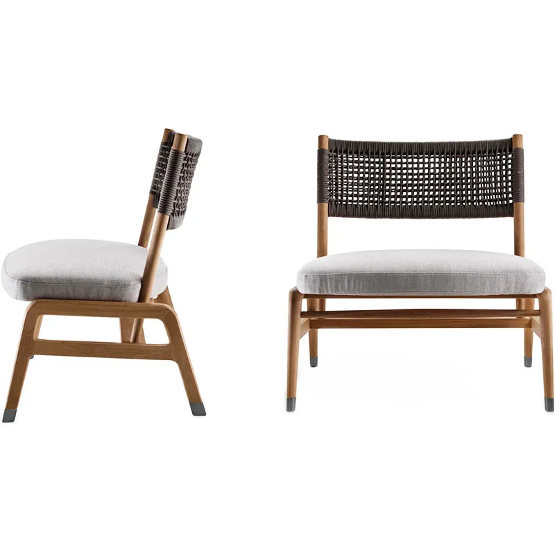 Combinazione di sedie in rattan per il tempo libero dell'hotel con divano da esterno nordico