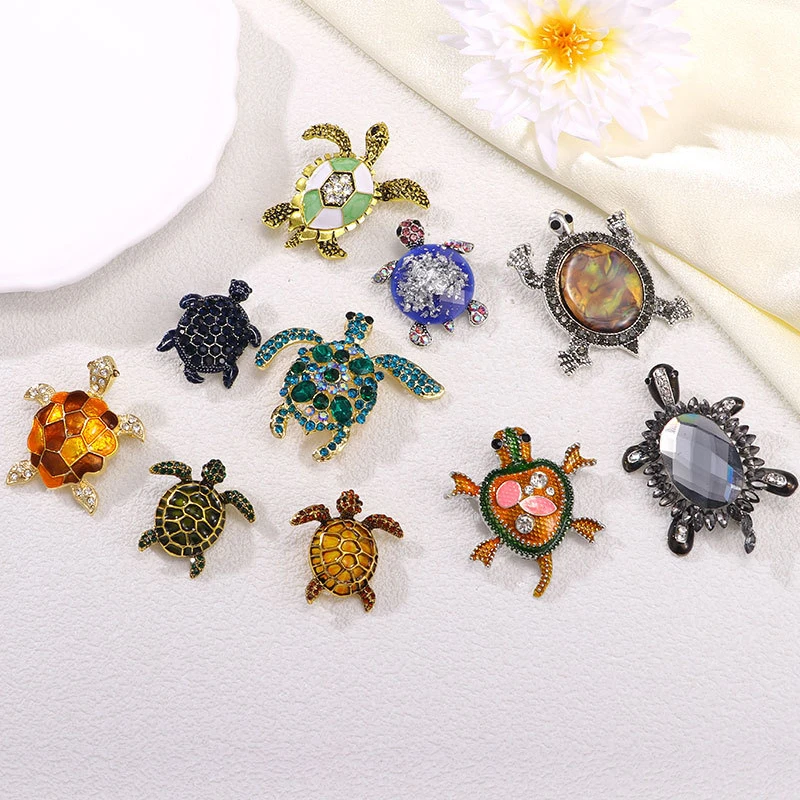 Creative Classic Women Men Turtle Enamel Crystal Pins Accessories Elegant Unisex Vintage Animal Series Bag Suit Badges Brooches