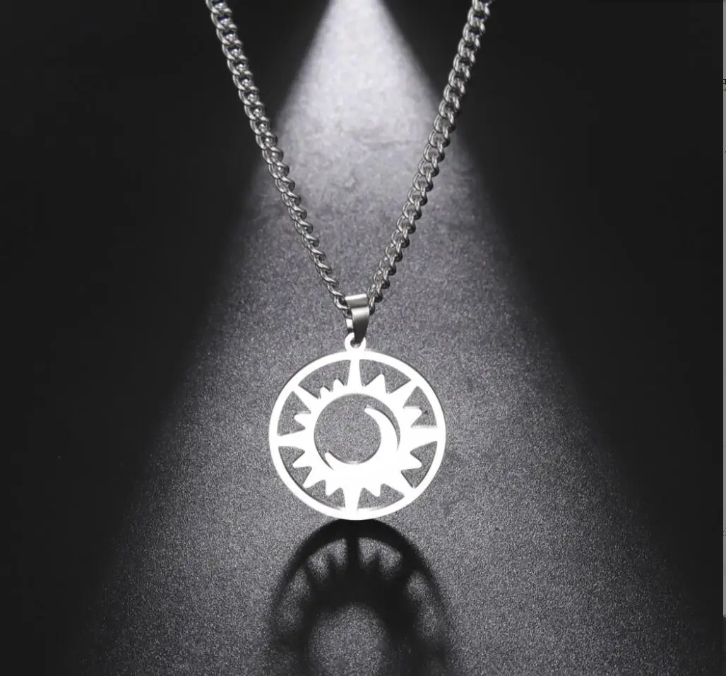 1PC New Stainless Steel Sun And Moon Necklace For Women Fashionable Exquisite Summer Must-Have Party For Friend Jewelry F1140