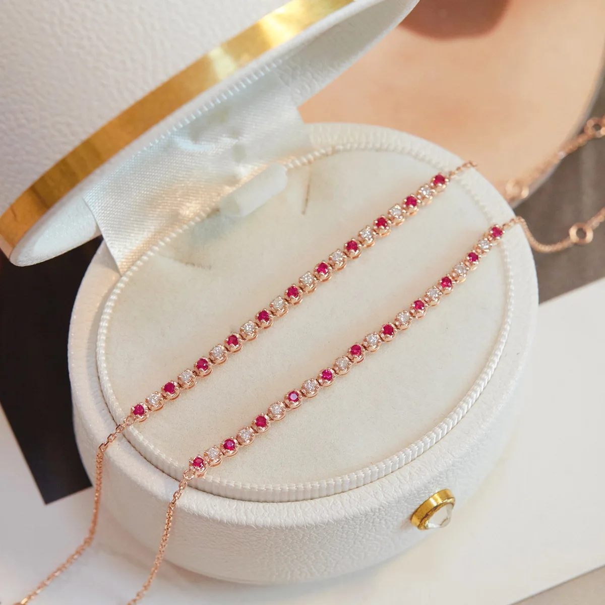 

Ins Popular 925 Silver Ruby/Sapphire/Emerald Rainbow Gems Cuff Bracelets For Women Anti-rust Semi-precious Gemstone Hand Jewelry