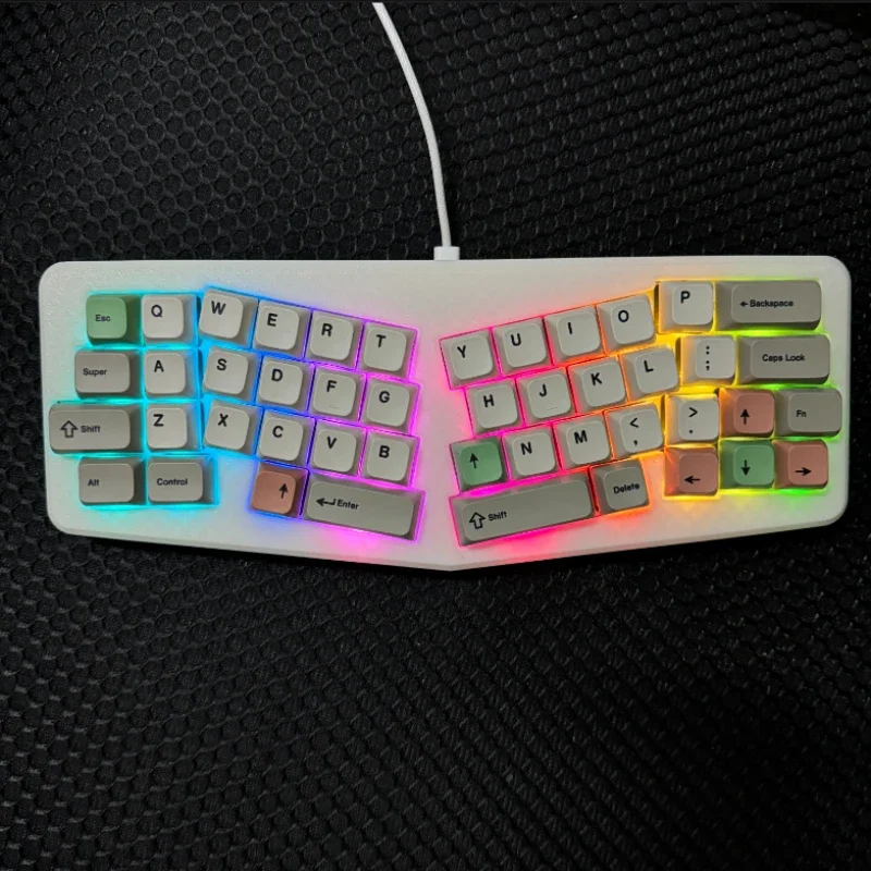 Cyber_Alice 40% Keyboard Ultra Compact Layout 46Key RGB Hot Plug Backlight Single Mode Type-c Keyboards QMK/Vial Macro Keyboard