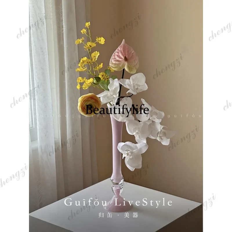 A95 slender tall pink glass glazed vase, high-end design sense, niche medieval ornament