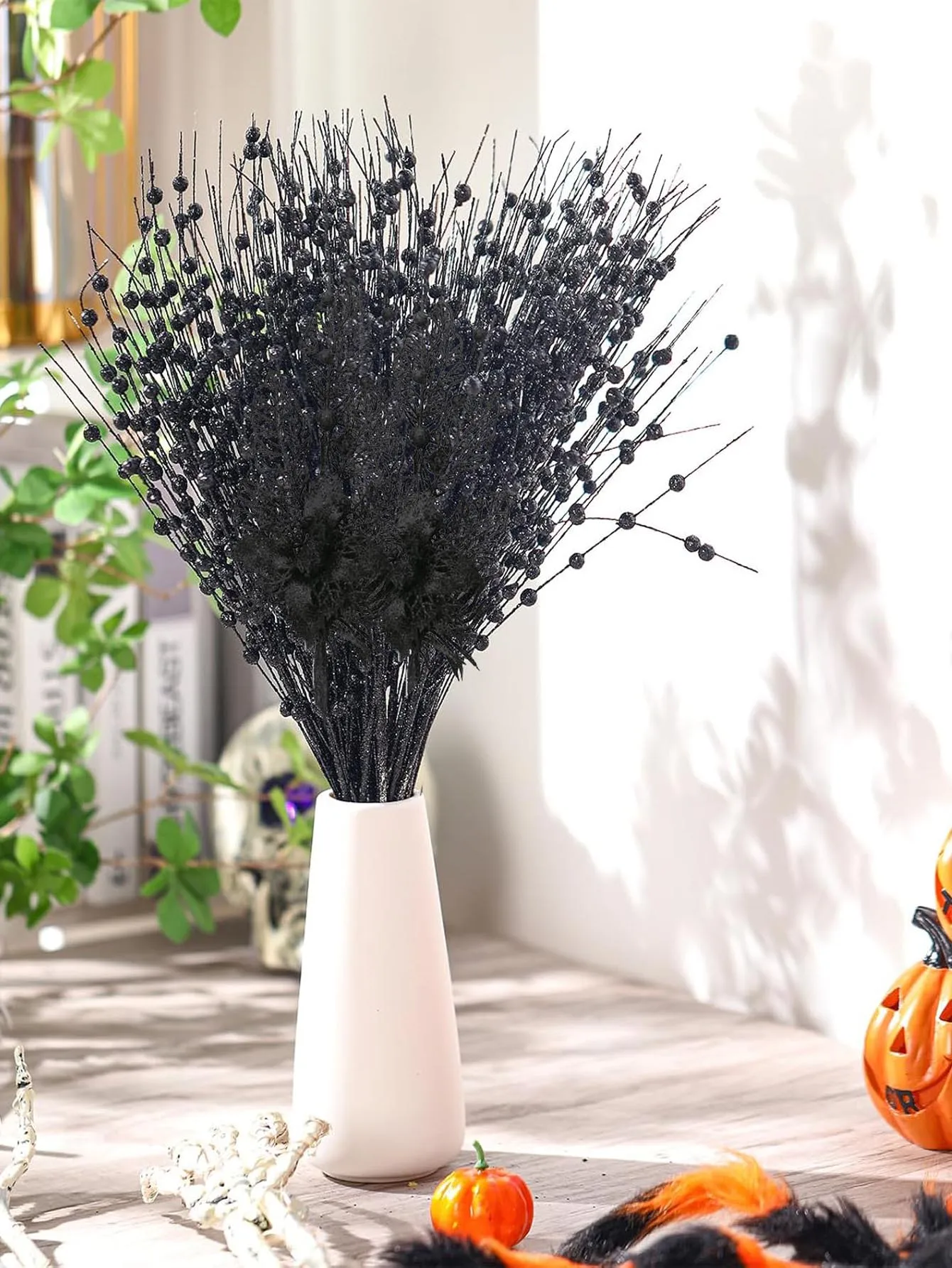 

Black Halloween Decorations Artificial Glitter Berries and Flowers Stems Branches Christmas Tree Vase Home Flower Arrangement