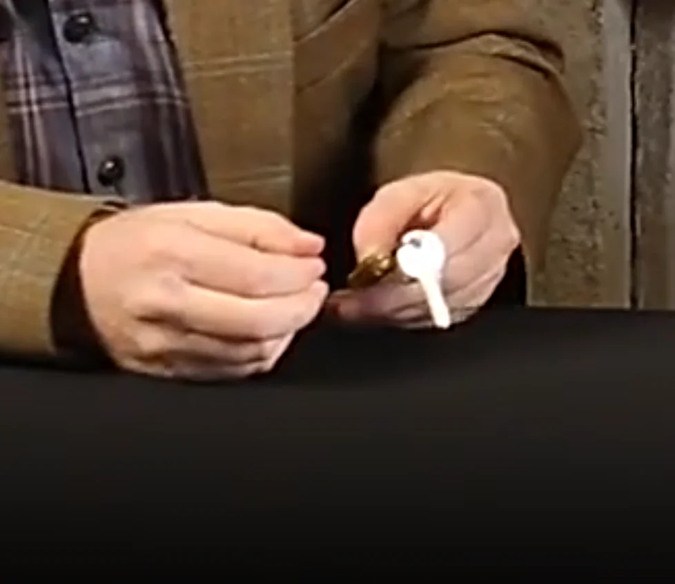 Dead Lock Magic Trick Medium Size Prediction Lock Induction Coded Close Up Street Magic Props Gimmick Mentalism Magia Toy Tricks