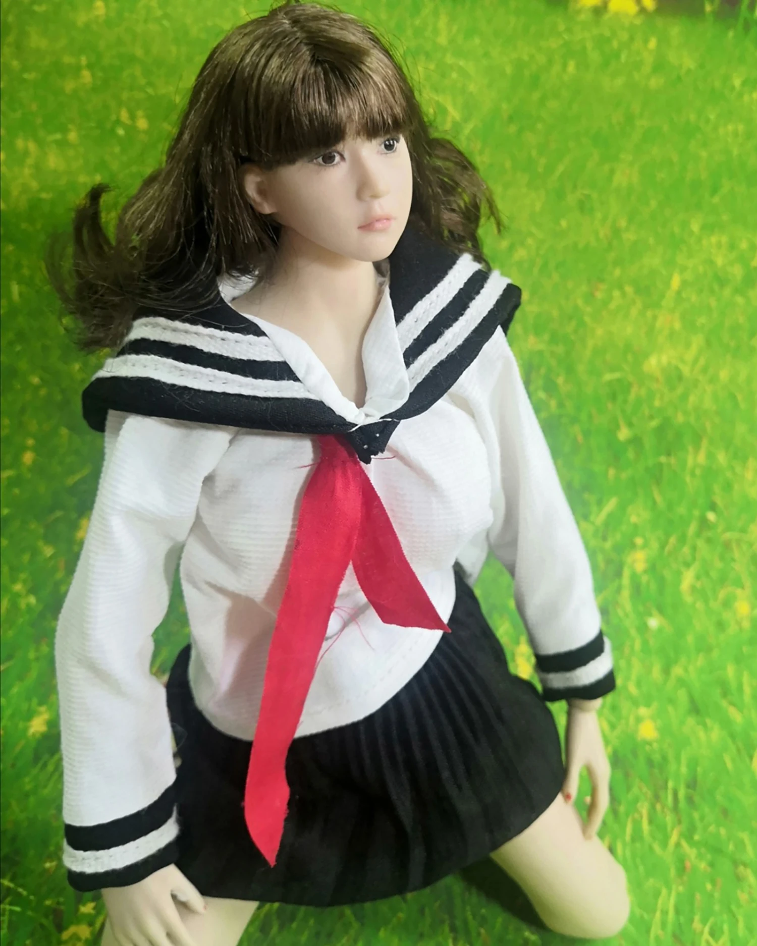 1/6 スケール少女学生カールヘッド彫刻彫刻モデルおもちゃ