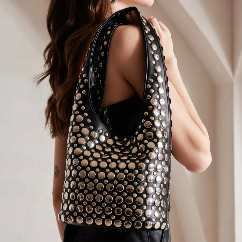 

Autumn Trend Punk Metal Rivet Bucket Bag for Women Y2K Luxury Motorcycle Bag Large Capacity Underarm Shoulder Tote Bag Feminina