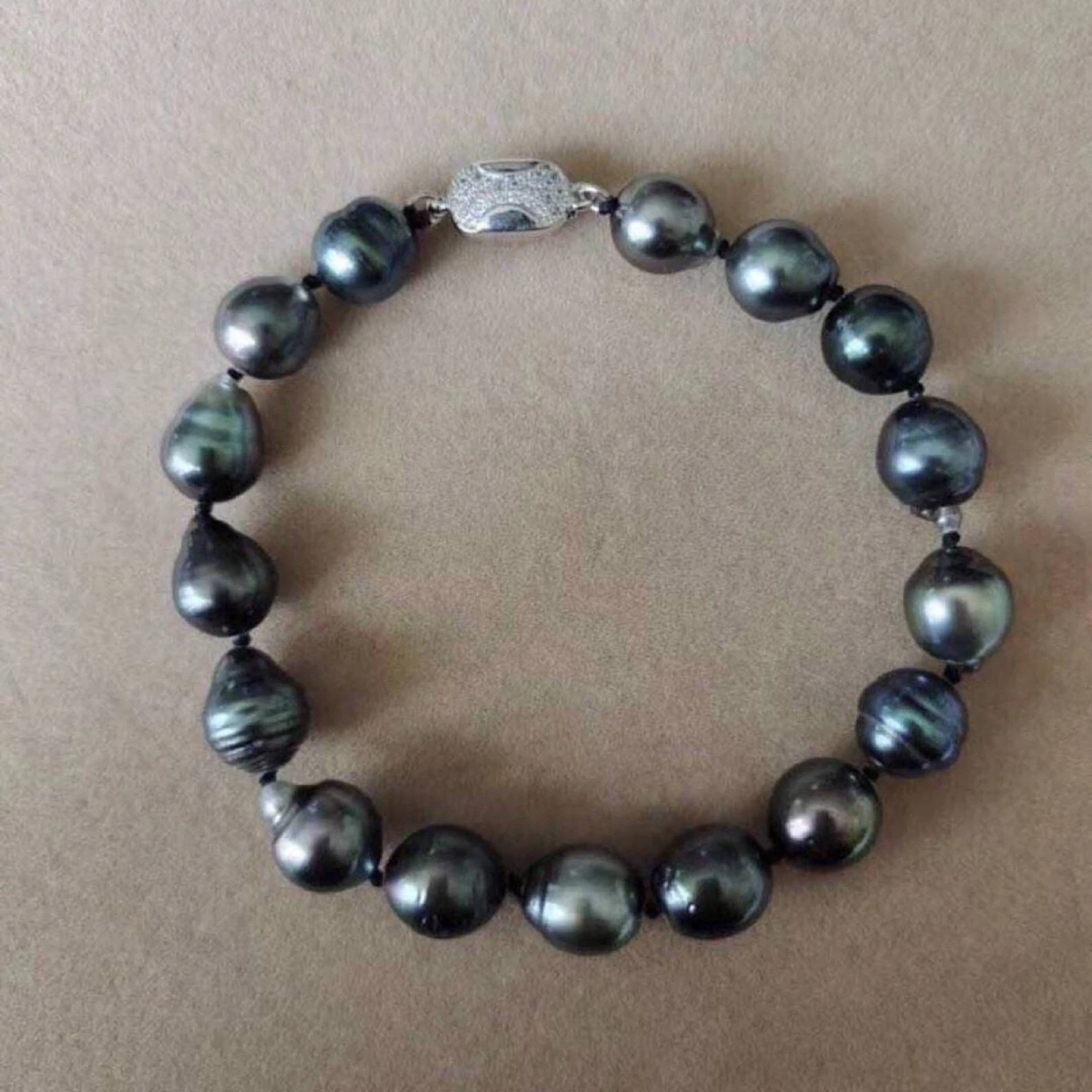 

8-9 mm nature tahitian pearl bracelet ,925 silver clasp ,A grade nature black color tahiti seasalt water pearl ,18-21 cm