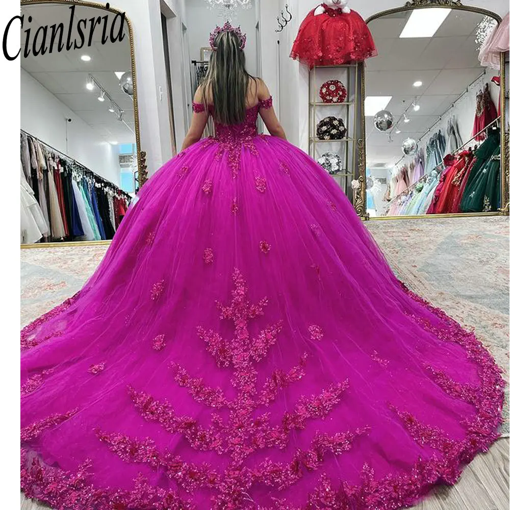 فساتين Quinceanera مزينة بالترتر باللون الفوشيا فستان حفلة قبالة الكتف مشد مخصص فيستدوس دي XV Anos