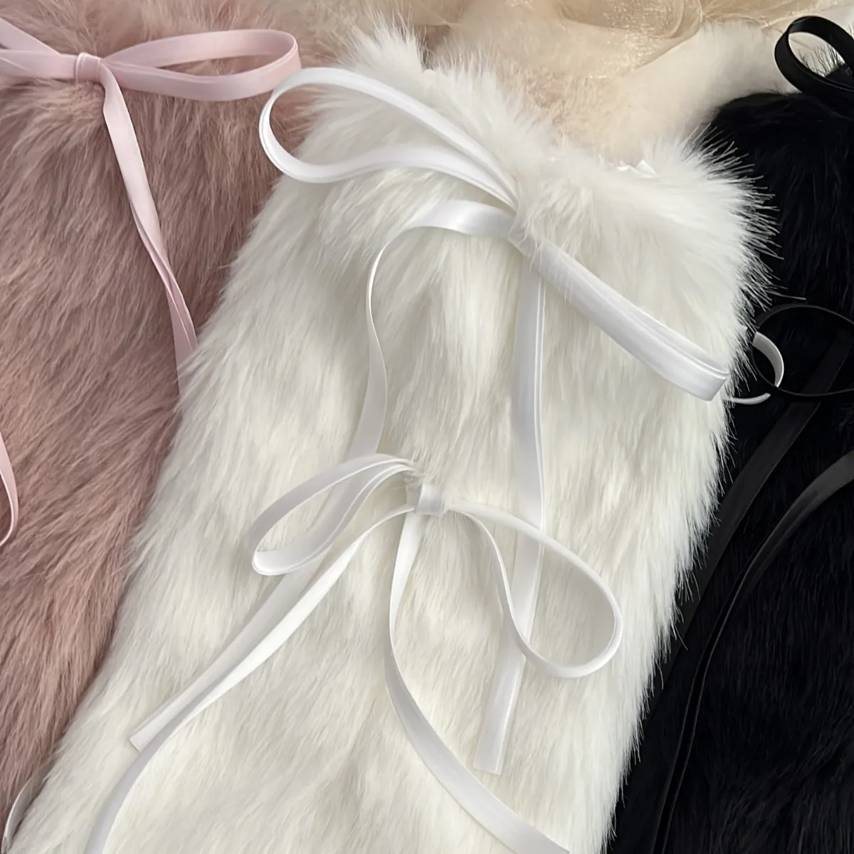 Popular Trend Fashiionable Cool Style Solid Color Pink Black Gray Faux Fur Leg Warmers With Bows Boot Covers Y2K Hiphop Hotgirl