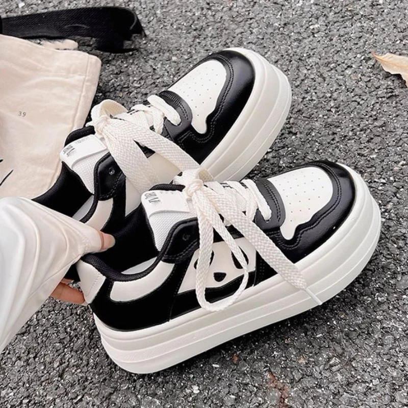 2024 Autumn New Skateboarding Shoes Comfortable Female Sneakers Sports Running White Casual Ladies Shoes for Women zapatos