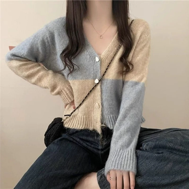 Autumn Winter New Fashion V-neck Long Sleeve Patchwork Color Blocking Cardigan Women's Clothing Button Trend Knitting Loose Tops