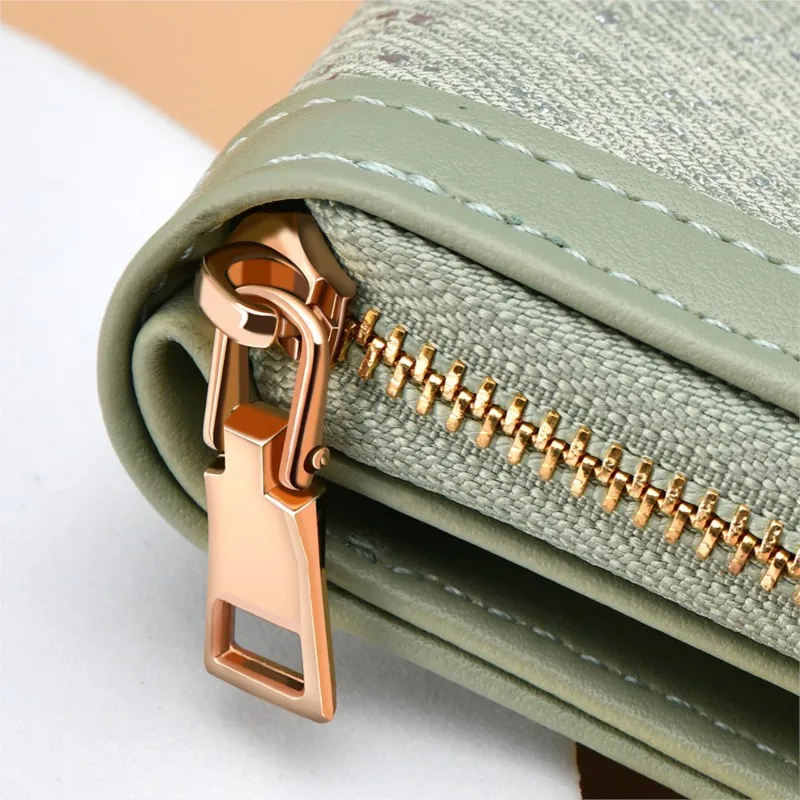 Dompet Mewah Desainer Kelas Atas Untuk Wanita Bahan Kulit PU Dengan Ritsleting Tempat Kartu Lipat Dompet Koin Wanita Carteras Monederos De Mujer