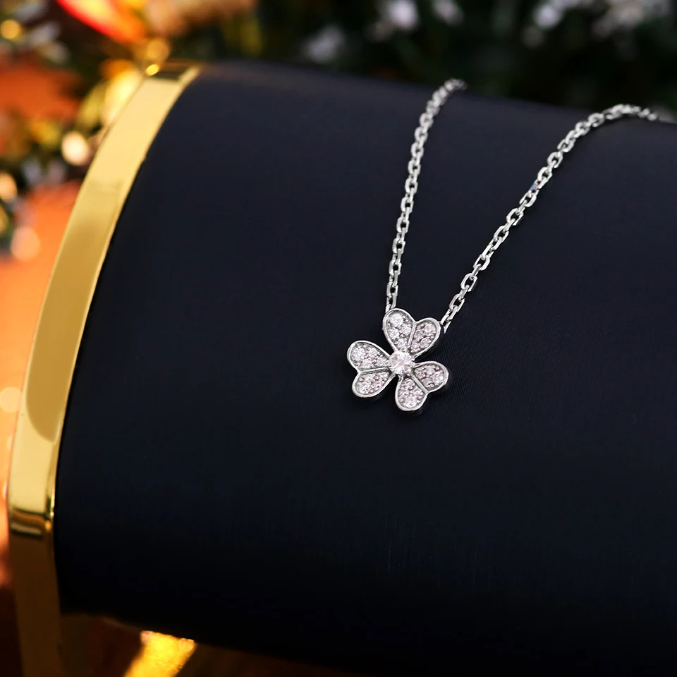 Provence Cute 3Leaf Clover Necklace 14KGold DEF/VS Lab Diamonds Fashions Necklace for Girls Pendant Gifts Personalized Custom