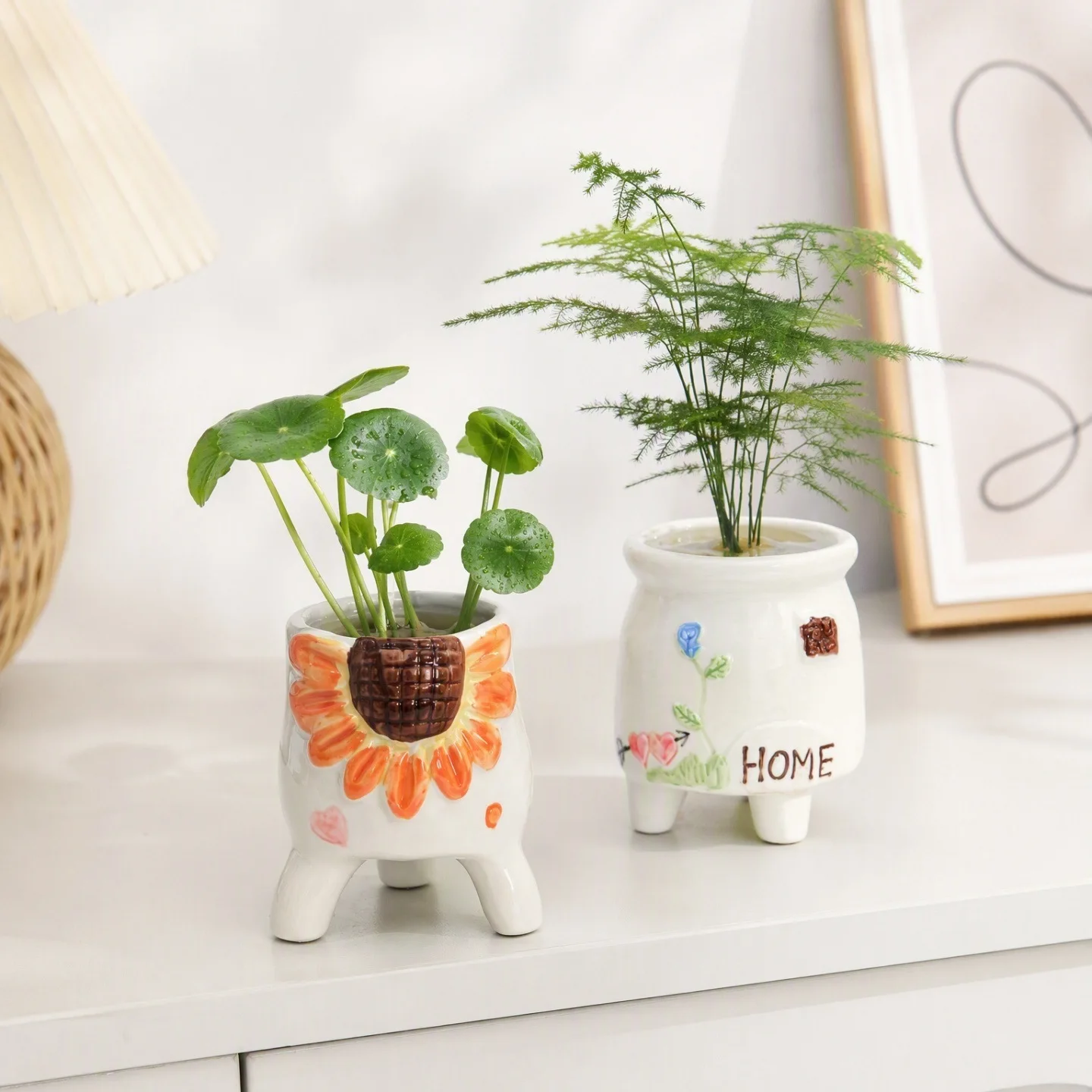 Mini Ceramic Flower Pot Embossed Rose Small Planter Hydroponic Vase Desktop Home Bedroom Bar Decor Ornament Gift