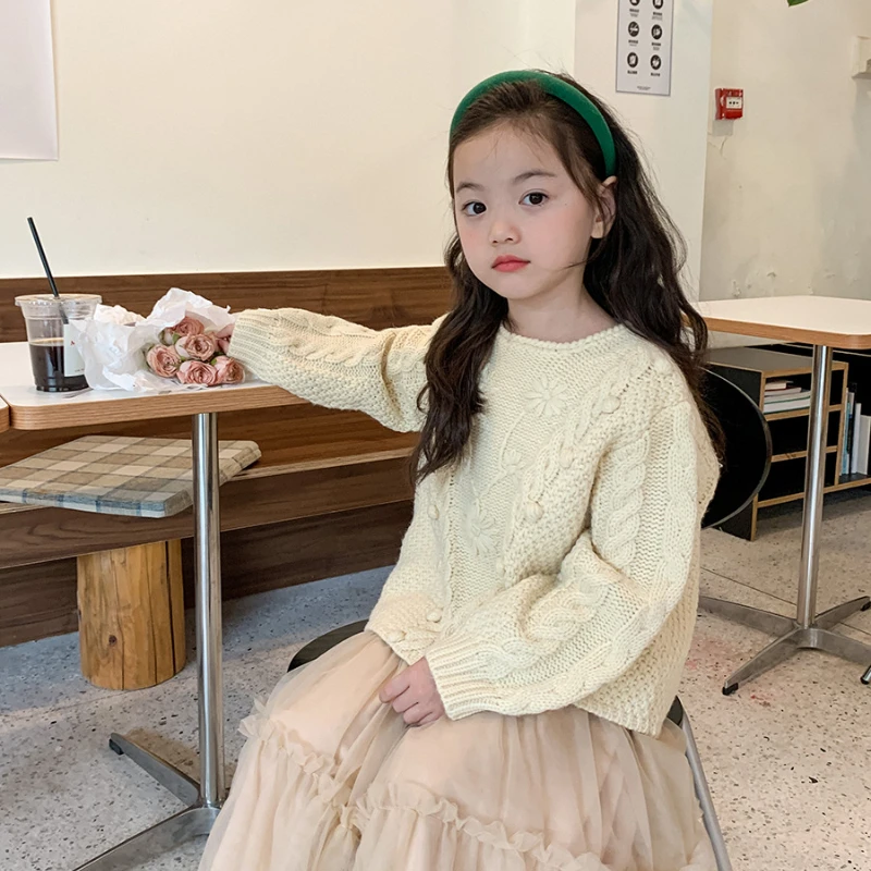 Girl Sweater Yarn Skirt Soft Glutinous Roland Velvet Handmade Embroidery Gentle Temperament Twist Ball Comfortable Simple