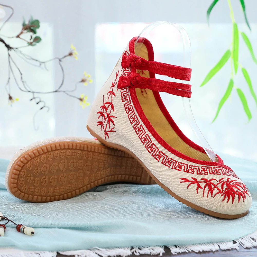 Veowalk Handmade Fashion Women Ballerinas Dancing Shoes Chinese Flower Embroidery Soft Casual Shoes Cloth Walking Flats