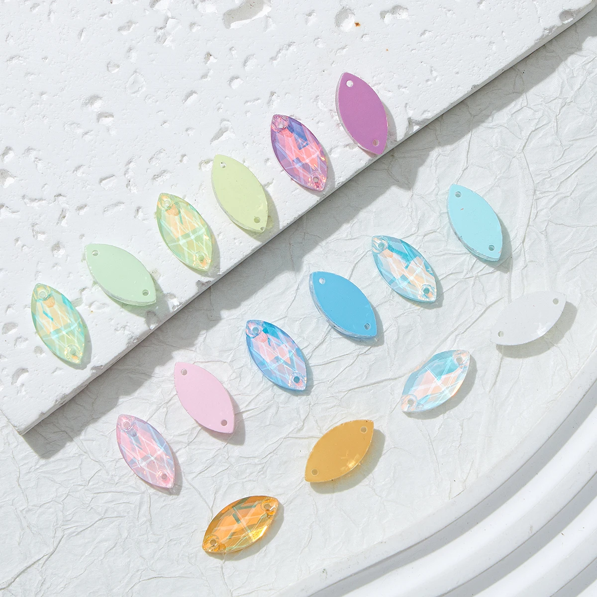 

Opal Mocha horse eye Hand sewn rhinestone Glass Crystals sewing supplies and accessories for Wedding dress clothes decoration