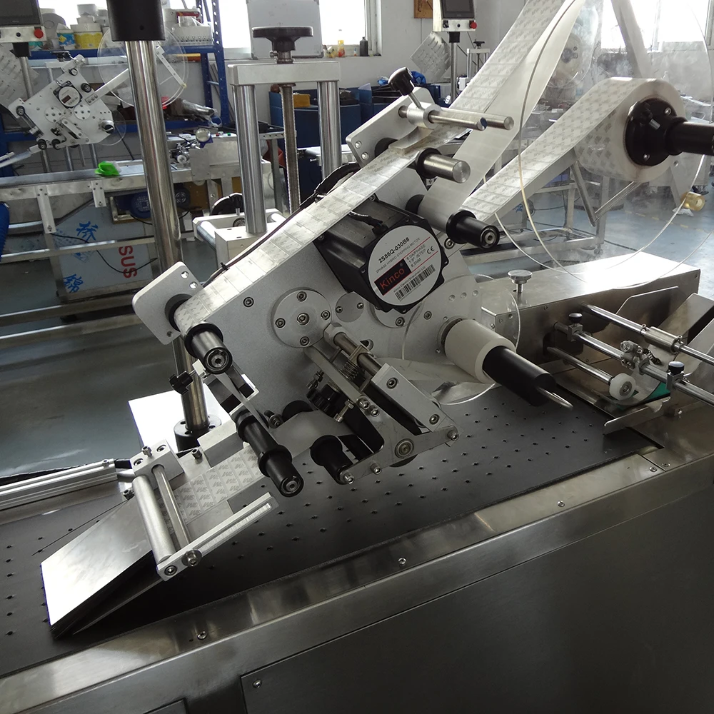 YM210D Automatic Flat Bag /box /carton/ Pouch Paging Labeling Machine Scratch off Card Labeling Machine with Card Feeder