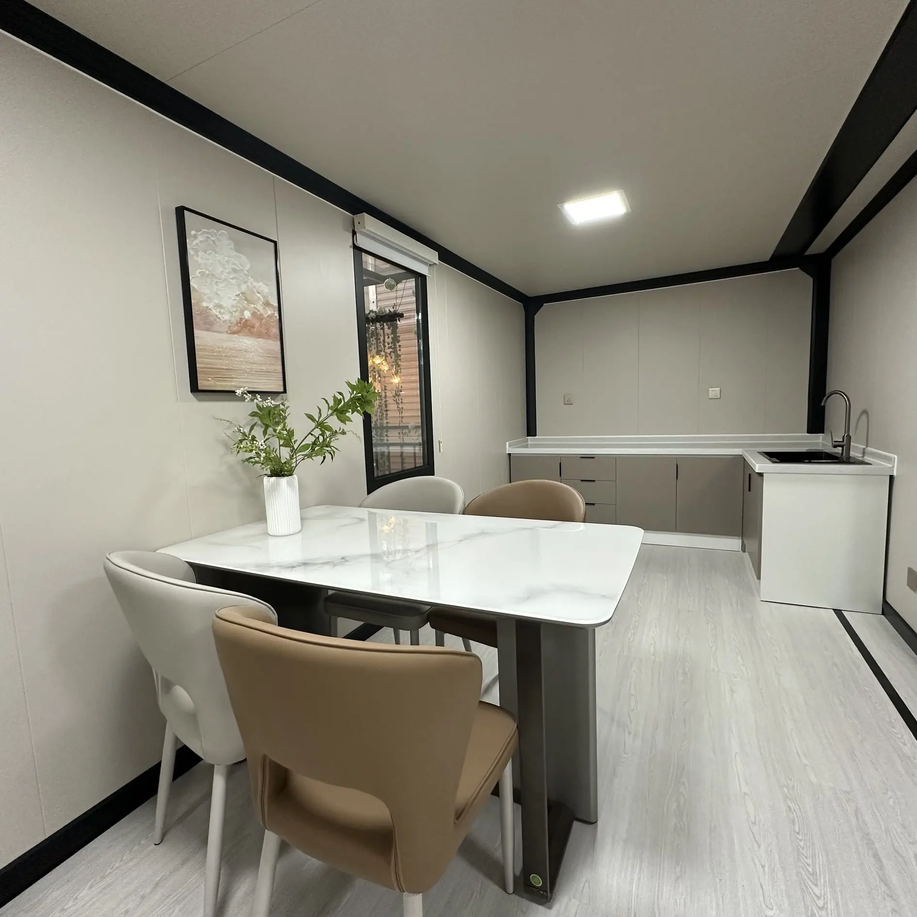 Customized Quick Install Expandable Modular Container Houses Steel Superior Quality Materials Maximum Durability Modern Prefab H