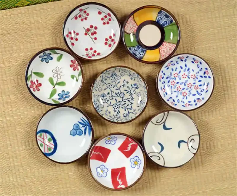 أطباق السوشي السيراميك اليابانية الصغيرة طبق توابل وصلصة الصويا التوابل أطباق الصحون الخل سلطة الوسابي لوحة كوب صلصة قوارب المرق