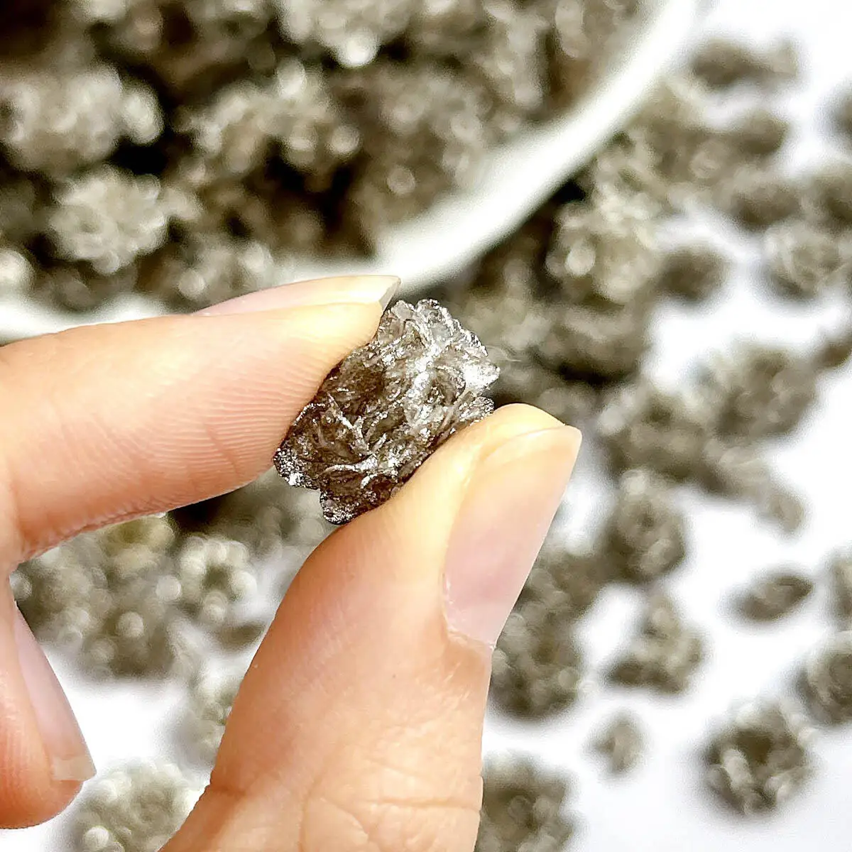 Encantos de uñas de flor gris con purpurina de Hada de resina 3D, estilos luminosos varios, flor de resina mixta, decoración artística de uñas, piezas de manicura DIY