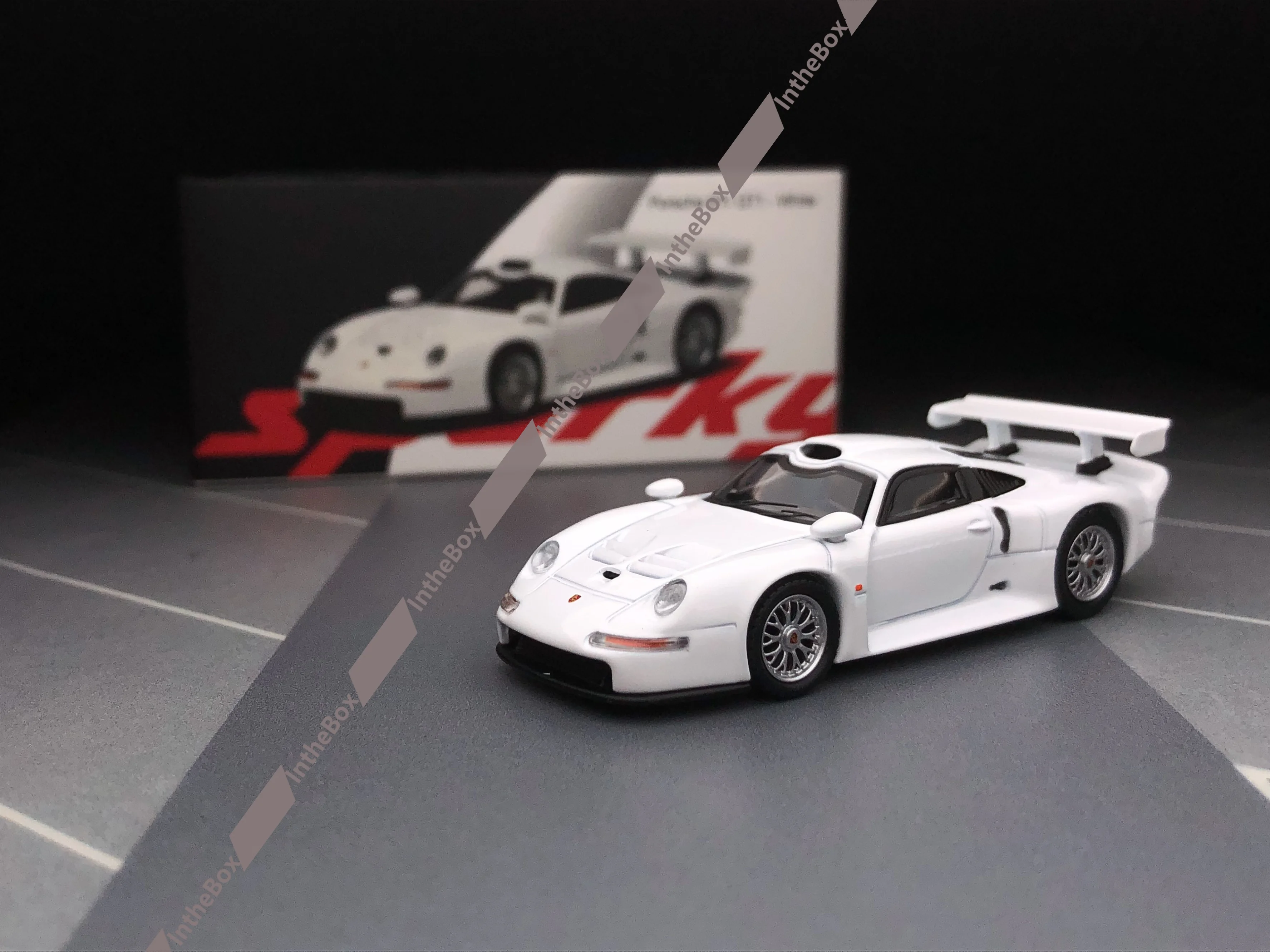 Sparky 1:64 911 GT1 EVO White Model Diecast Metal Car Collection Limited Editon Hobby Toys