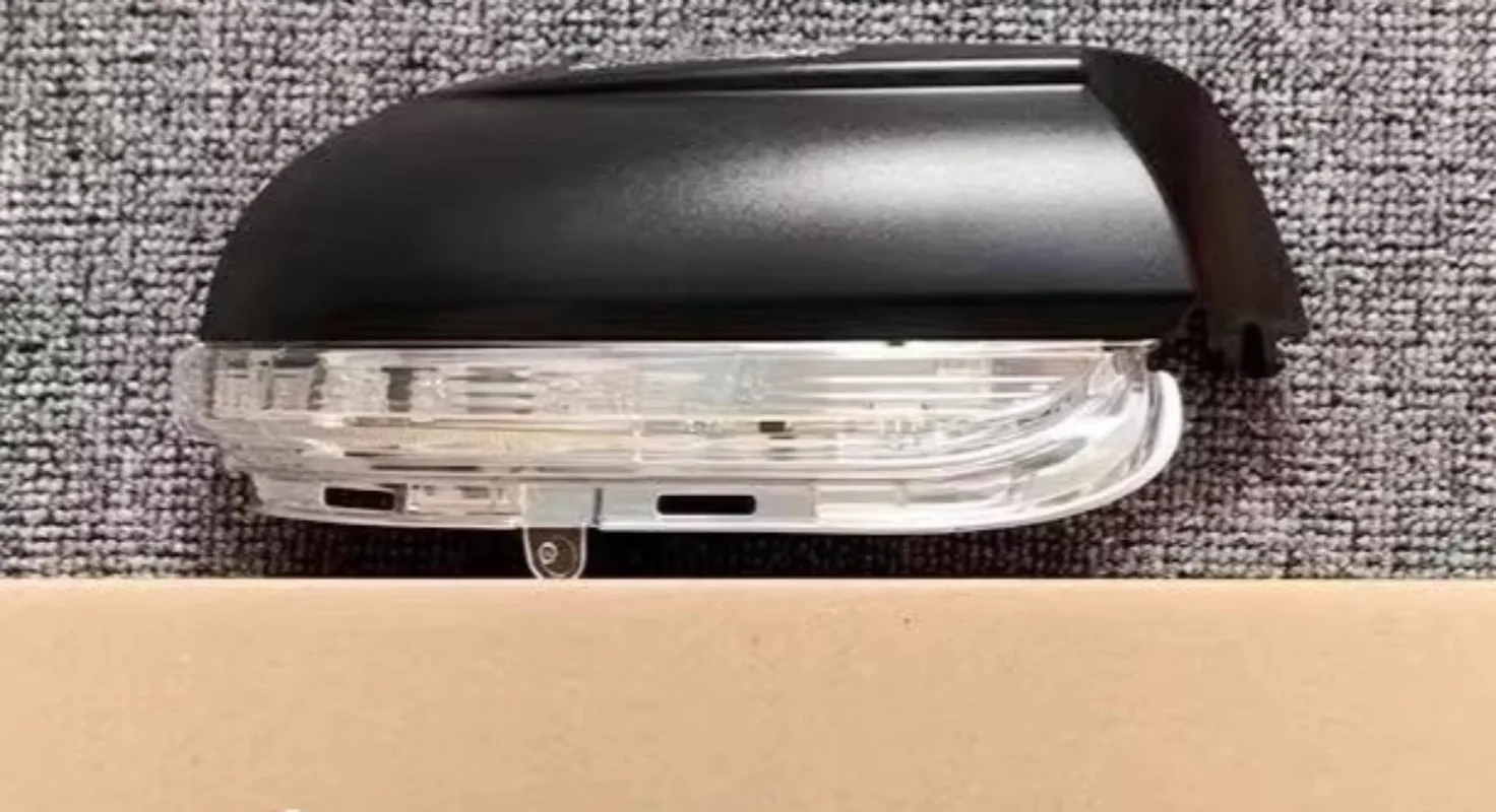 

Side Mirror Turn Signal Convertible Mirror Puddle Light Ambient Light for Volkswagen Golf R20