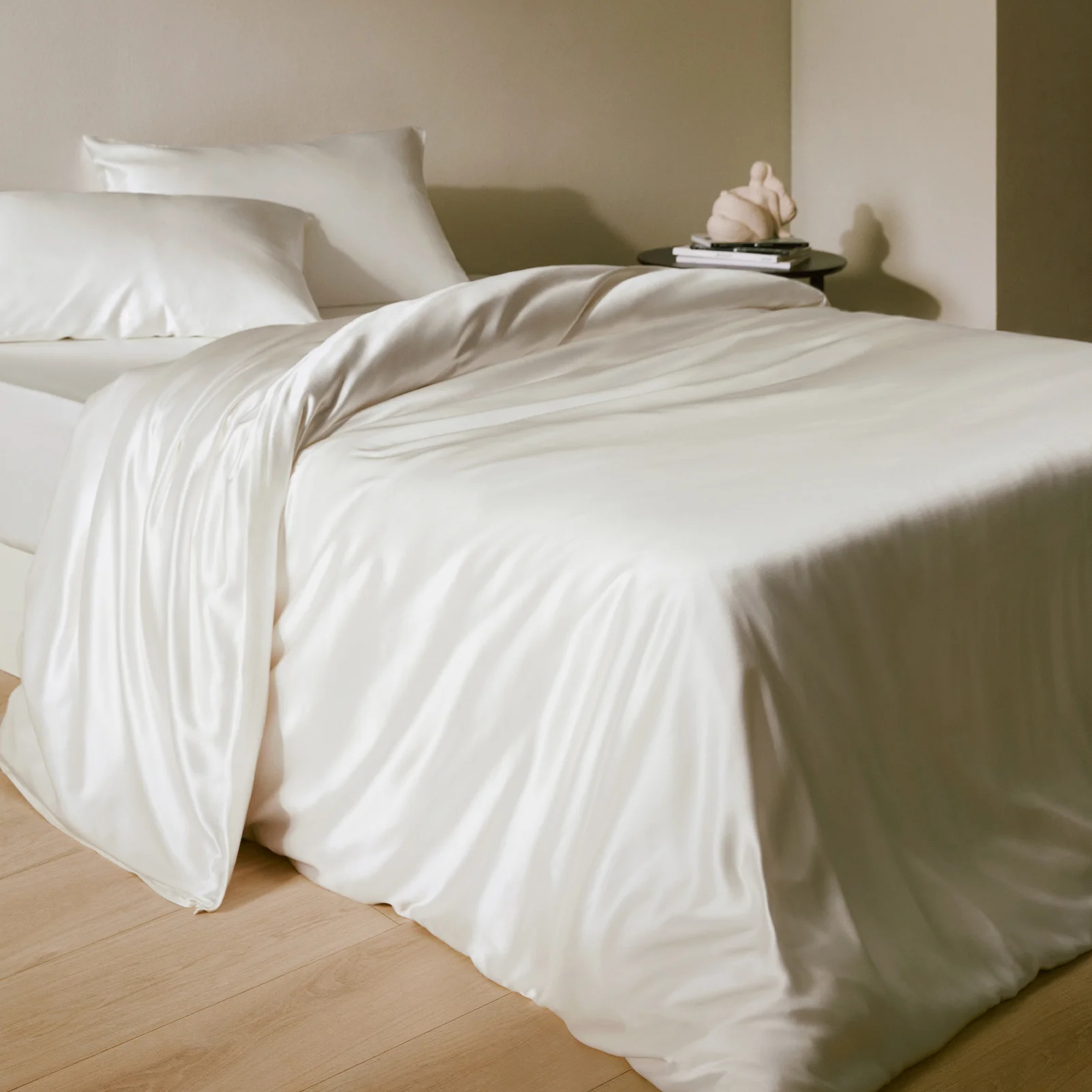 LILYSILK 19MM Pure Silk Seamless Duvet Cover with Hidden Zipper and Corner Ties for Better Sleep and Ultra Comfortable