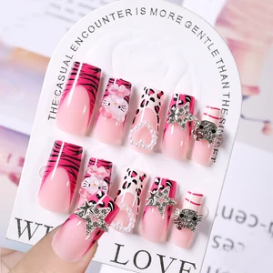 24Pcs Pink French Leopard Hello Kitty False Nails 3D Y2K Star Heart Kitty Cat Rhinestones Press On Nails Mignons dessins artificiels 8 meilleures ventes de faux ongles Hello Kitty - No 6