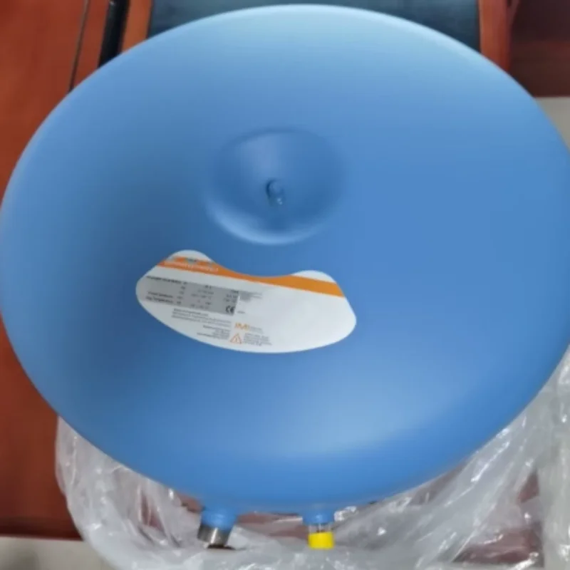 ADF35.10	7112004  Expansion tank Brand new and original Same-day shipping
