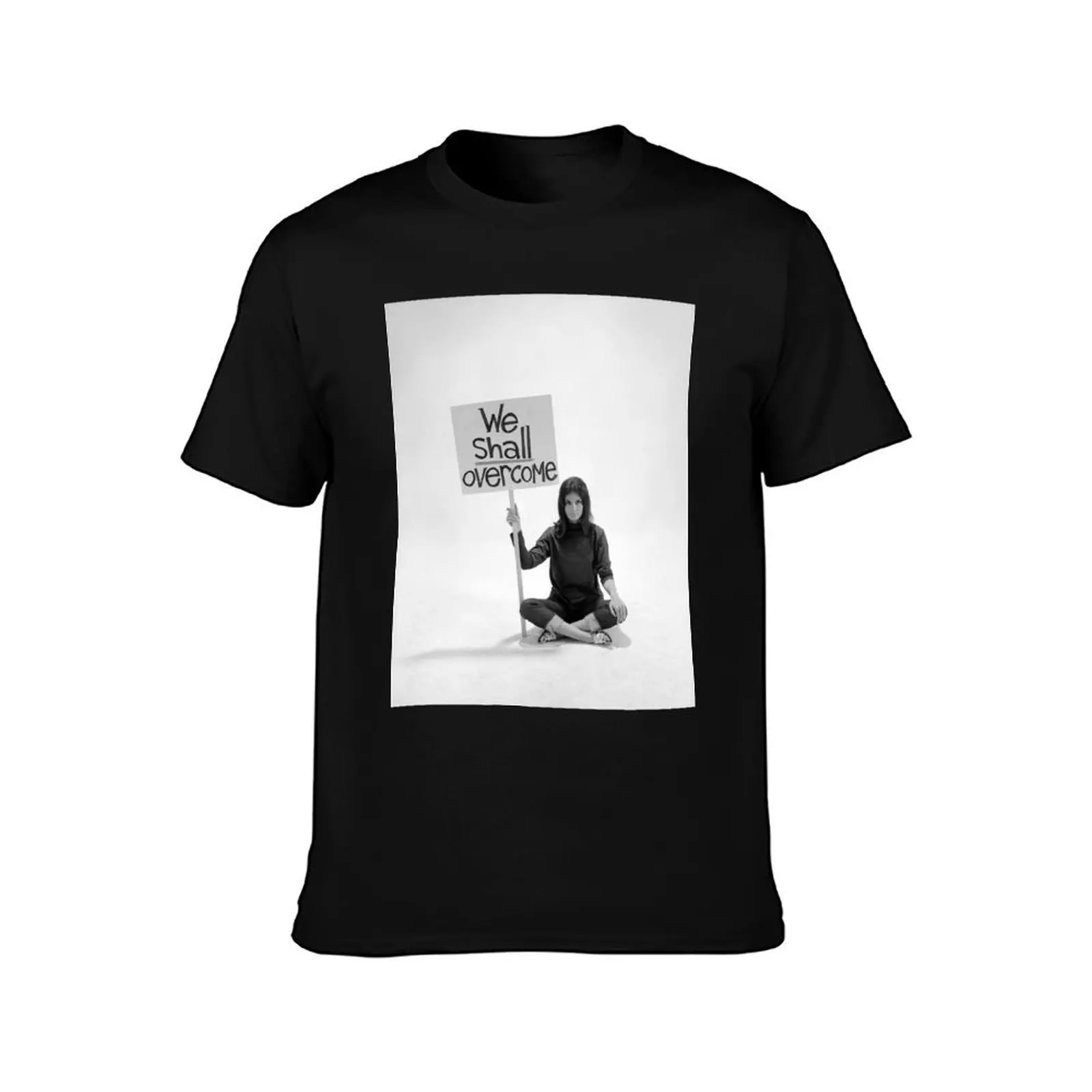 Gloria Steinem We Shall Overcome T-Shirt Festive Simple T-Shirt