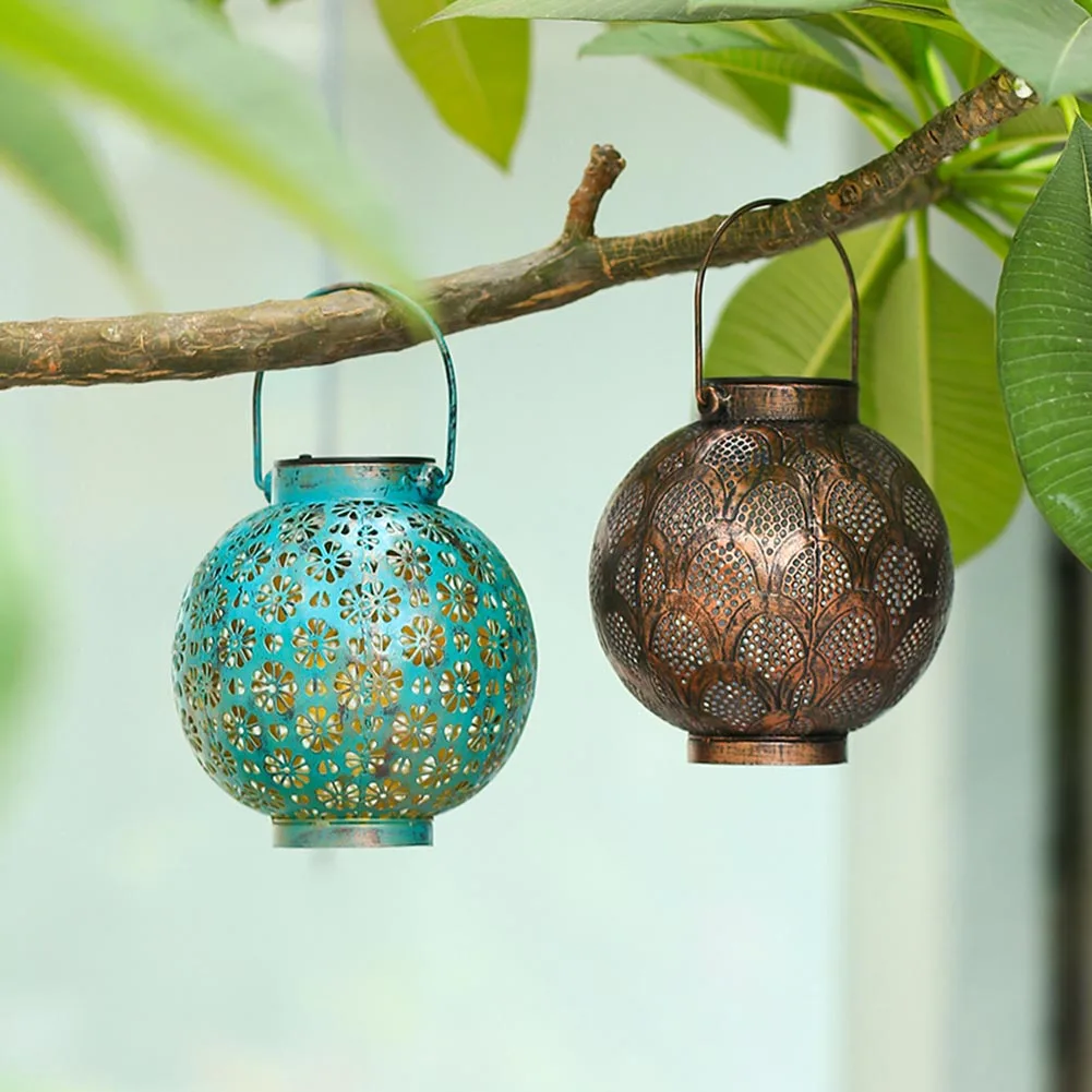 Solar Lantern Waterproof Decorative LED Lanterns Metal Outdoor Garden Lantern for Yard Patio Tabletop Pathway Garden Decor
