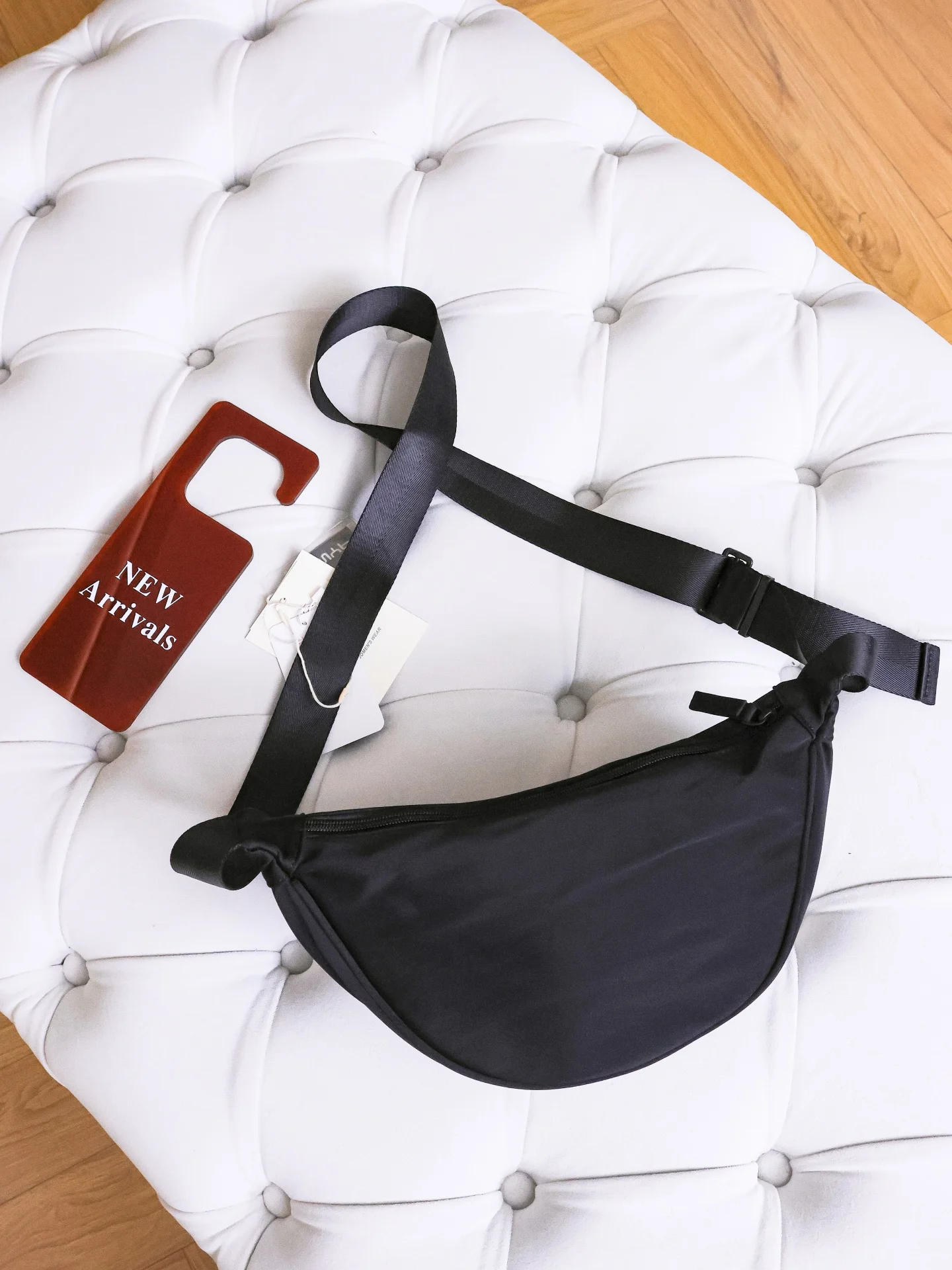 

Casual Canvas Crossbody Bag Women's Lightweight Sport Travel Dumpling Bag Single Shoulder Slant Bag Fashionable Q918
